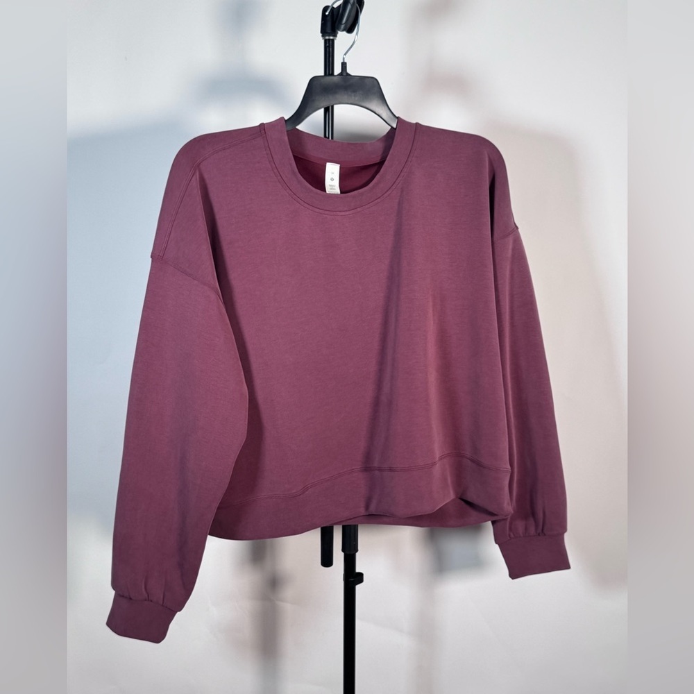 NWOT Lululemon Perfectly Oversized Cropped Crew *Softstreme - Picture 1 of 6